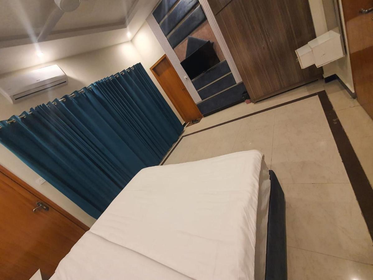 Rose Valet Guest House Islamabad Bagian luar foto