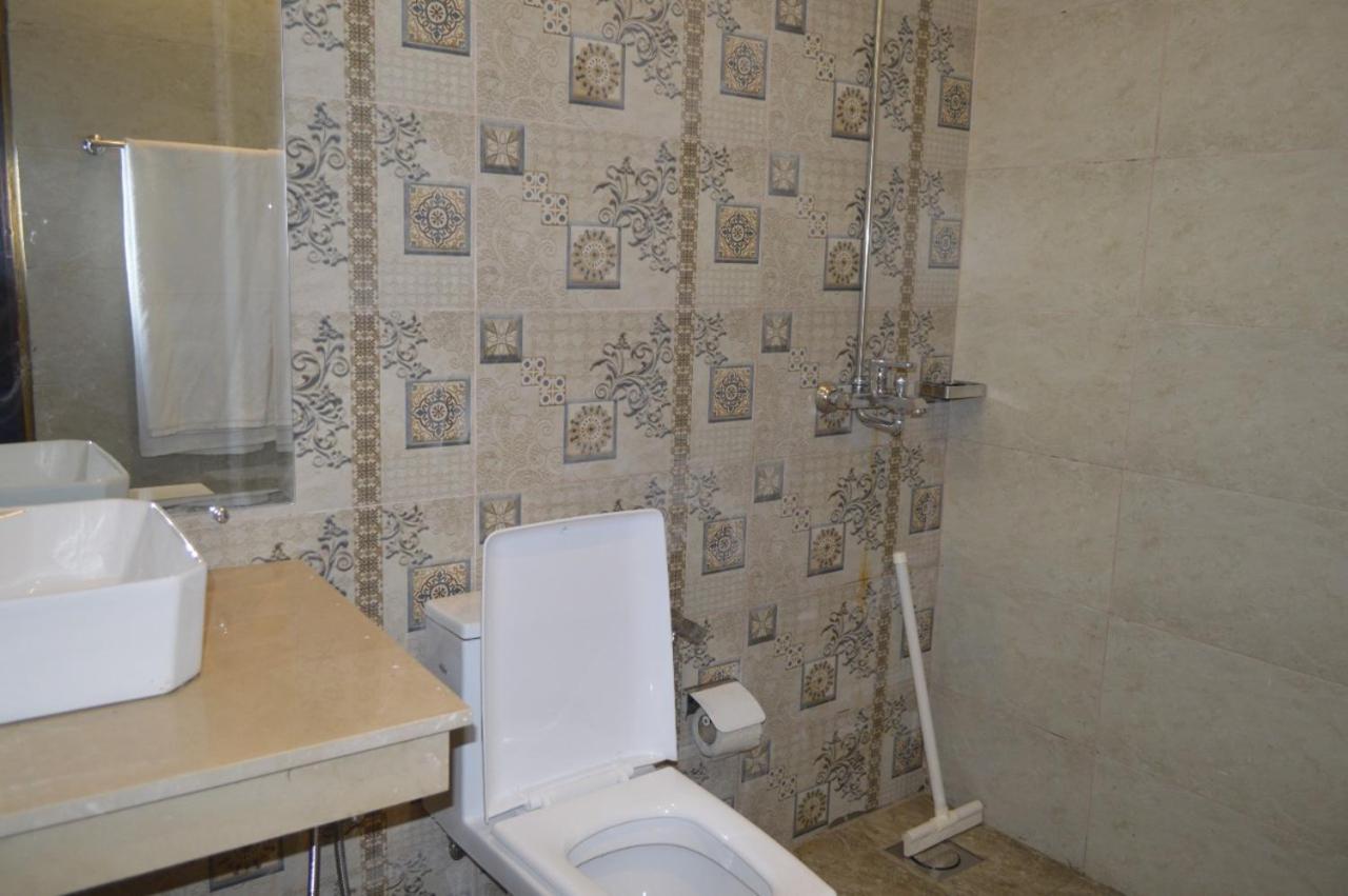Rose Valet Guest House Islamabad Bagian luar foto