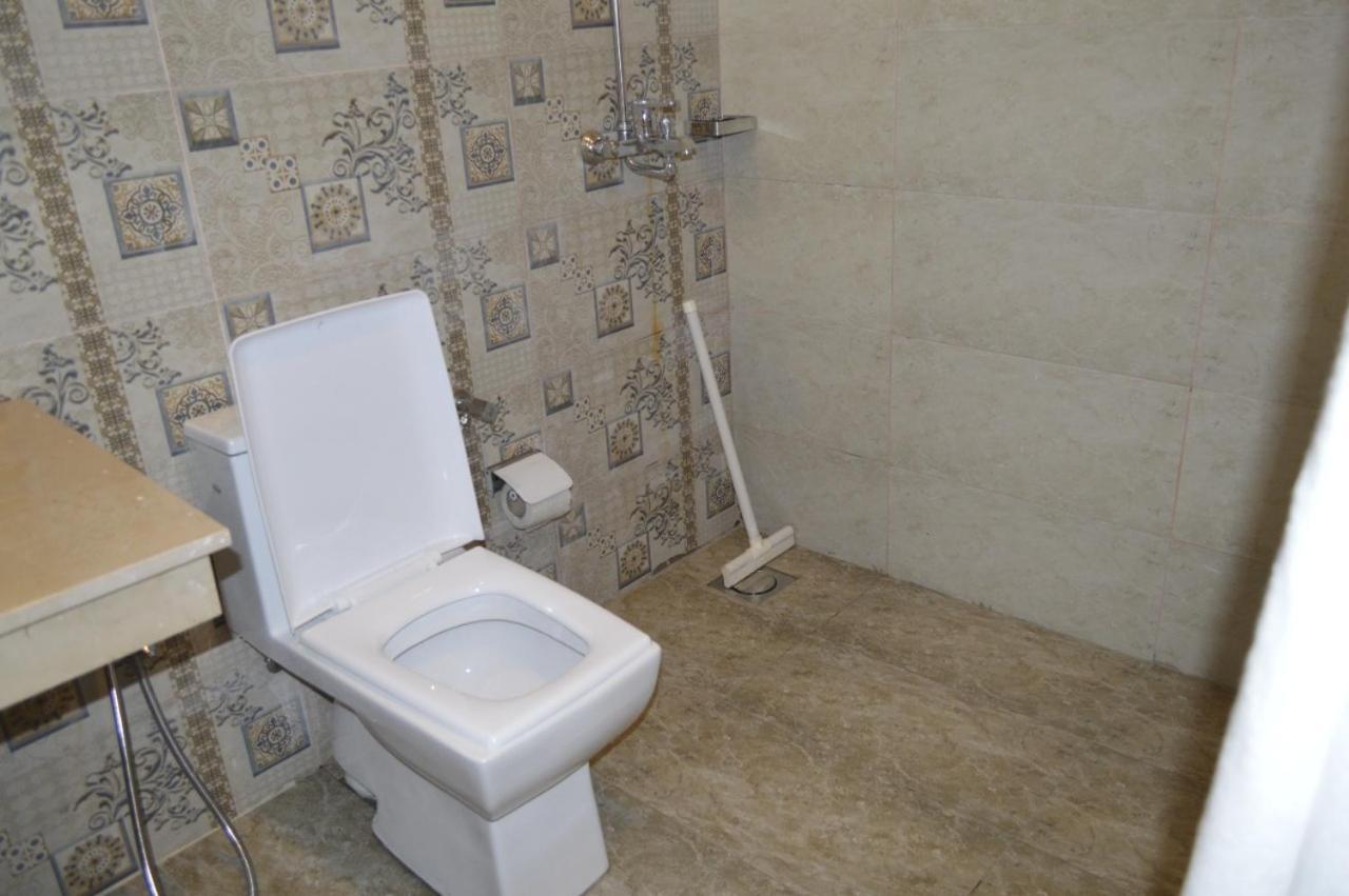 Rose Valet Guest House Islamabad Bagian luar foto